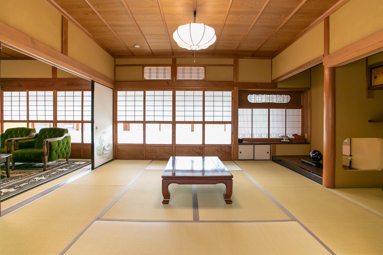 座敷